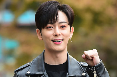 Syuting Bareng Tim 'The Unit', Donghyun Boyfriend Alami Insiden di Panggung 'Music Bank'