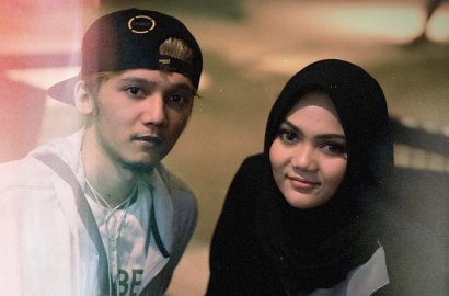 Rina Nose Dituding Murtad, Saudara Kembar: Itu Konyol dan Kurang Kerjaan