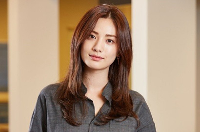 Nana Dikabarkan Perbarui Kontrak dengan Pledis Ent., Bagaimana Lizzy dan Raina?