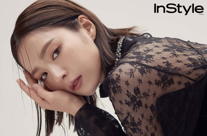 Umbar Punggung Mulus di Pemotretan, Shin Se Kyung Ungkap Soal Kehidupannya
