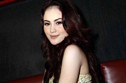 Diincar Pengacara Ayah, Video Jennifer Dunn Dilabrak Ternyata Direkam Putrinya Sendiri?