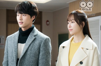 Kompak Serba Hitam, Seo Hyun Jin-Yang Se Jong Ceria di Perpisahan 'Temperature of Love'