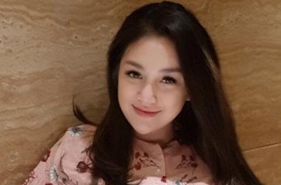 Pamer Mata Sang Bayi Bule, Celine Evangelista Siap Posting Wajah Anak?