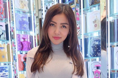Latihan Yoga Pakai High Heels, Bella Shofie Ditertawakan Netizen
