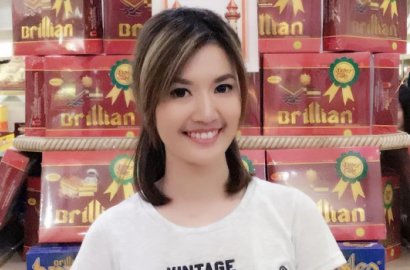 Sempat Diisukan Nikah Tanpa Restu Ibu, Asty Ananta Kini Makin Cantik dan Bahagia
