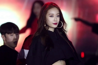 Perform 'The Baddest Female' di Konser T-ara, Jiyeon Langsung Dibandingkan dengan CL