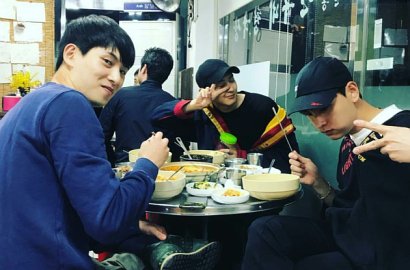 Gantian Dukung Chanyeol, Lee Jong Hyun Hadiri Konser EXO Bareng Choi Tae Joon