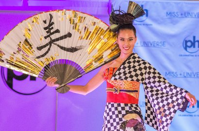 Jepang Menang Kostum Terbaik, Inilah 10 Busana Nasional Paling Unik Miss Universe 2017