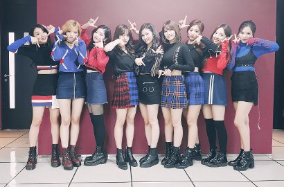Prediksi Soal Repackage Benar, Fans Girang Twice Umumkan Rilis 'Heart Shaker'