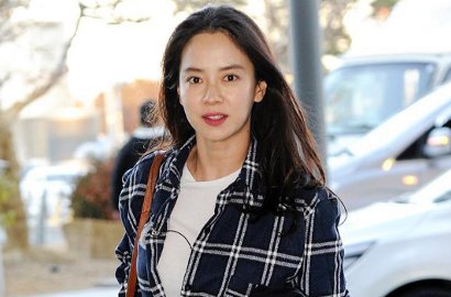 Salah Ambil Koper Orang, Kocaknya Song Ji Hyo Langsung Punya Nama Baru di 'RM'