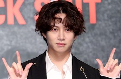 Pamer Foto Bareng Park Jin Young, Heechul: JYP Agensi di Hatiku
