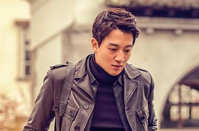 Jadi Pengusaha Sukses, Kim Rae Won Tampil Memesona di 'Black Knight'