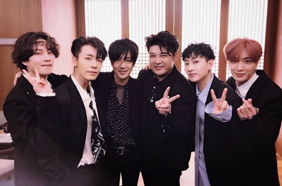 Akhirnya Reuni, SuJu Girang Kunjungi Ryeowook di Konser Militer