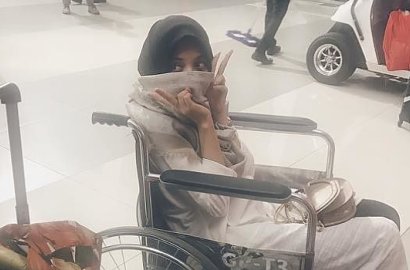 Waduh, Zaskia Sungkar Alami Pendarahan di Bandara Usai Operasi Saluran Kandungan?