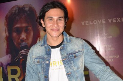 Bintangi 'Chrisye', Adegan Ini Sangat Menguras Tenaga dan Emosi Vino Bastian