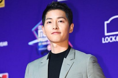 Song Joong Ki Bahas Kedekatannya dengan D.O. EXO dan Popularitas BTS