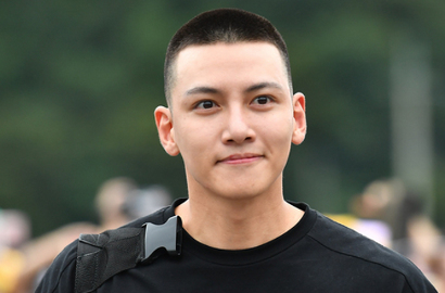 Pertama Kali Sejak Wamil, Ji Chang Wook Unggah Foto Ganteng Ini