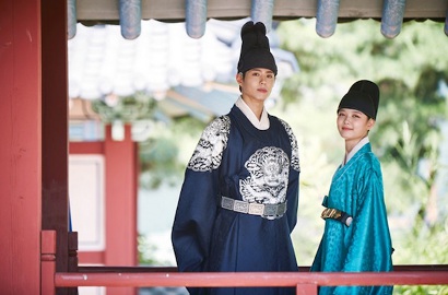 Selamat, 'Moonlight' Park Bo Gum-Kim Yoo Jung Menang di Asian TV Awards 2017
