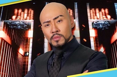 Deddy Corbuzier Tertangkap Kamera Sedang Merokok, KPI Peringatkan 'Hitam Putih'