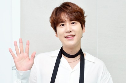 Perdana Usai Wamil, Kyuhyun Bikin Ngakak Pamer Foto Ini