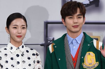 Serasinya Yoo Seung Ho - Chae Soo Bin di Jumpa Pers 'I'm Not a Robot'