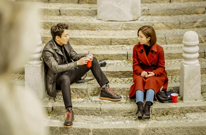 Shin Se Kyung dan Kim Rae Won Masak Bareng di 'Black Knight',  Serasi?