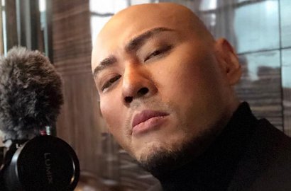 Deddy Corbuzier dan Tim 'Hitam Putih' Rapat di Hotel, Muncul Penampakan Anak Kecil
