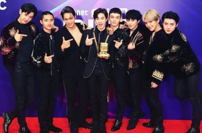 Waduh! Fans EXO Berani Acungkan Jari Tengah ke BTS-Twice cs di MAMA?