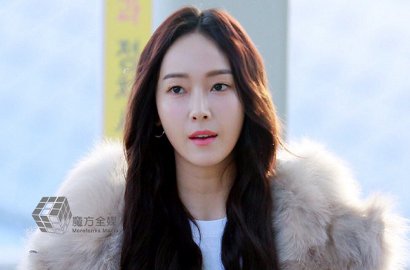 Jessica Jung Pamer Sedang di LA, Fans Ngarep Ketemuan dengan Tiffany