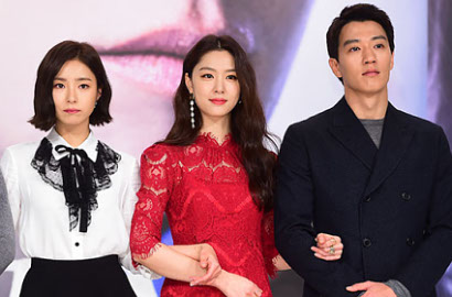 Cerianya Shin Se Kyung - Seo Ji Hye 'Rebutan' Kim Rae Won di Preskon 'Black Knight'