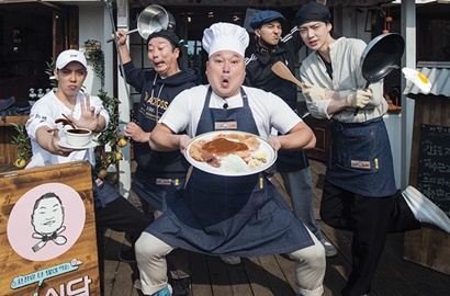 Tayang Perdana, 'Kang's Kitchen' Member 'NJTW' Puncaki Rating Slot dan Banjir Pujian