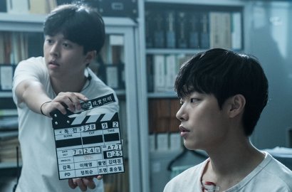 Syuting Selesai, 'Dokjeon' Pamer Foto Jo Jin Woong Interogasi Ryu Jun Yeol yang Terluka