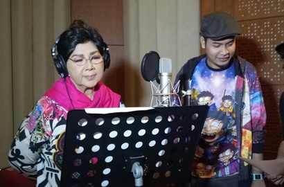 Nyanyi Lagi Demi Isi OST 'Si Juki', Titiek Puspa Khawatirkan Ini