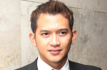 Terciduk Jalan Bareng Lagi, 'Kekasih' Rezky Aditya Dihina Netter Mirip Emak-Emak