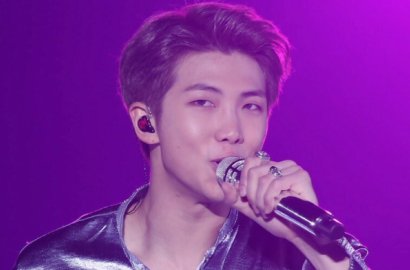 Fokus Sapa Fans di Konser 'Wings Tour' BTS, Kocaknya RM Sampai Lupa Nyanyi