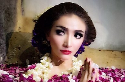 Unggah Foto Tanpa Makeup, Roro Fitria Bikin Netter Pangling