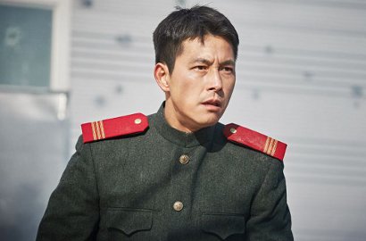 Ceria di Jumpa Pers 'Steel Rain', Gantengnya Jung Woo Sung Siap Bikin Terpesona