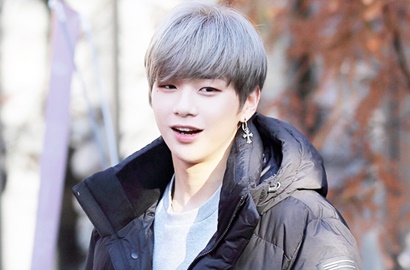Gara-Gara Foto Ini, Netter Bahas Penampilan Kang Daniel Saat Dilihat Langsung