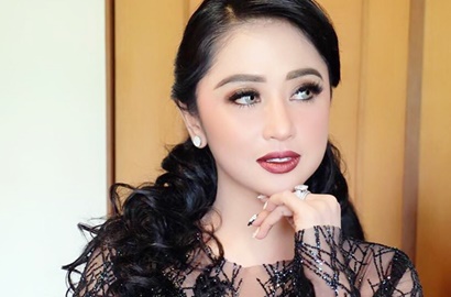 Dewi Persik Ngamuk Disindir Bela Ayu Ting Ting Gara-Gara Takut Dipecat