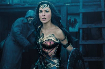 Sutradara Wanita di 'Wonder Woman' Tak Masuk Nominasi, Golden Globes Dicibir