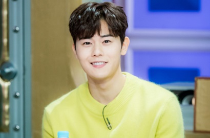 Syuting 'Black' Bareng, Dongjun ZE:A Bahas Song Seung Heon Fans Berat IU
