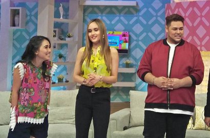 Cinta Laura Ngobrol Bareng Ivan Gunawan, Ayu Ting Ting Kepedean Umbar Paha Mulus