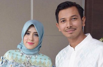 Fairuz A. Rafiq Gelar Pengajian Kehamilan, Netter Sindir Mantan Suami