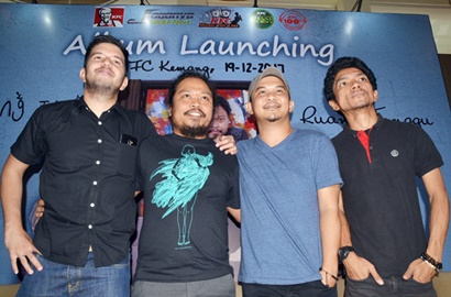Rilis 'Ruang Tunggu', Payung Teduh Blak-Blakan Soal Album Terakhir Bersama Is