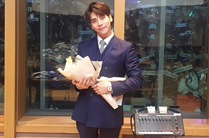 Didedikasikan Untuk Jonghyun, Radio 'Blue Night' Adakan Siaran Khusus