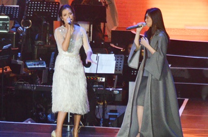 Raisa dan Isyana Tampil Memukau Jadi Pembuka Konser 'Ayat-Ayat Cinta'