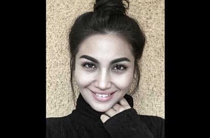 Ariel Tatum Pamer Foto 'Langka' Tampil Natural, Bagian Bibir Jadi Sorotan