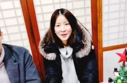Sapa Fans di V Live, Lee Si Young Ungkap Tak Sabar Jadi Ibu