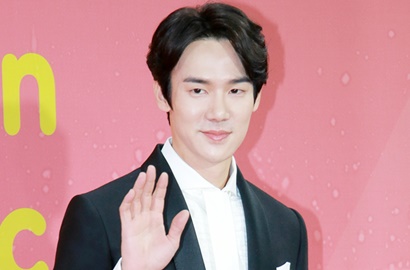 Reuni 'Reply 1994', Yoo Yeon Seok Pamer Dukung 'Wise Prison Life' PD Shin Won Ho