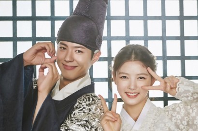 Park Bo Gum dan Kim Yoo Jung Reuni di KBS Drama Awards 2017